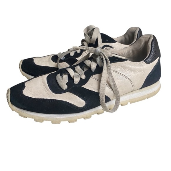 COACH C118 Runner I Size: 7.5B - Picture 2 of 16